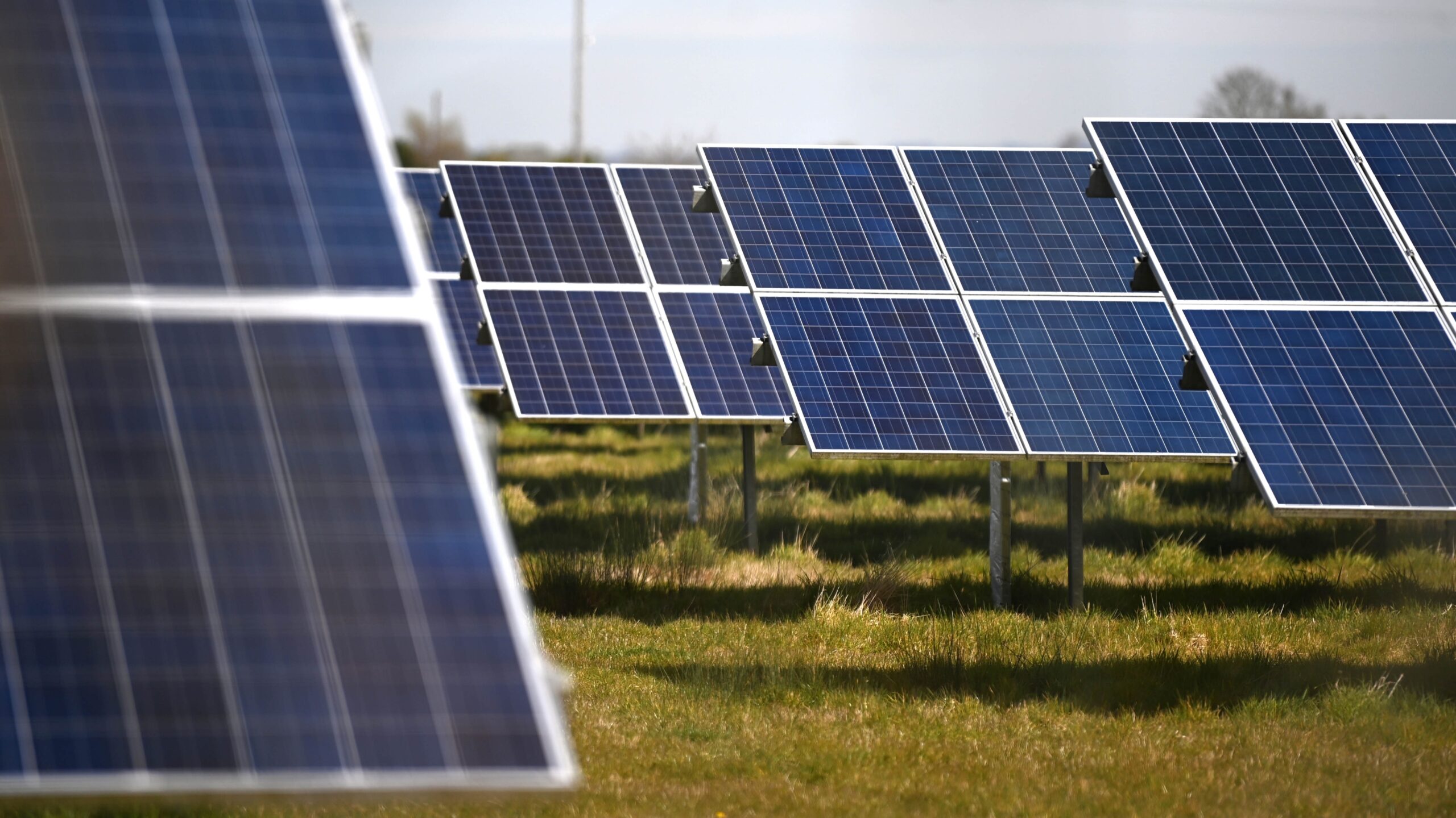 ابلاغ مصوبه شورای اقتصاد برای احداث ۴ هزار مگاوات نیروگاه جدید خورشیدی در کشور